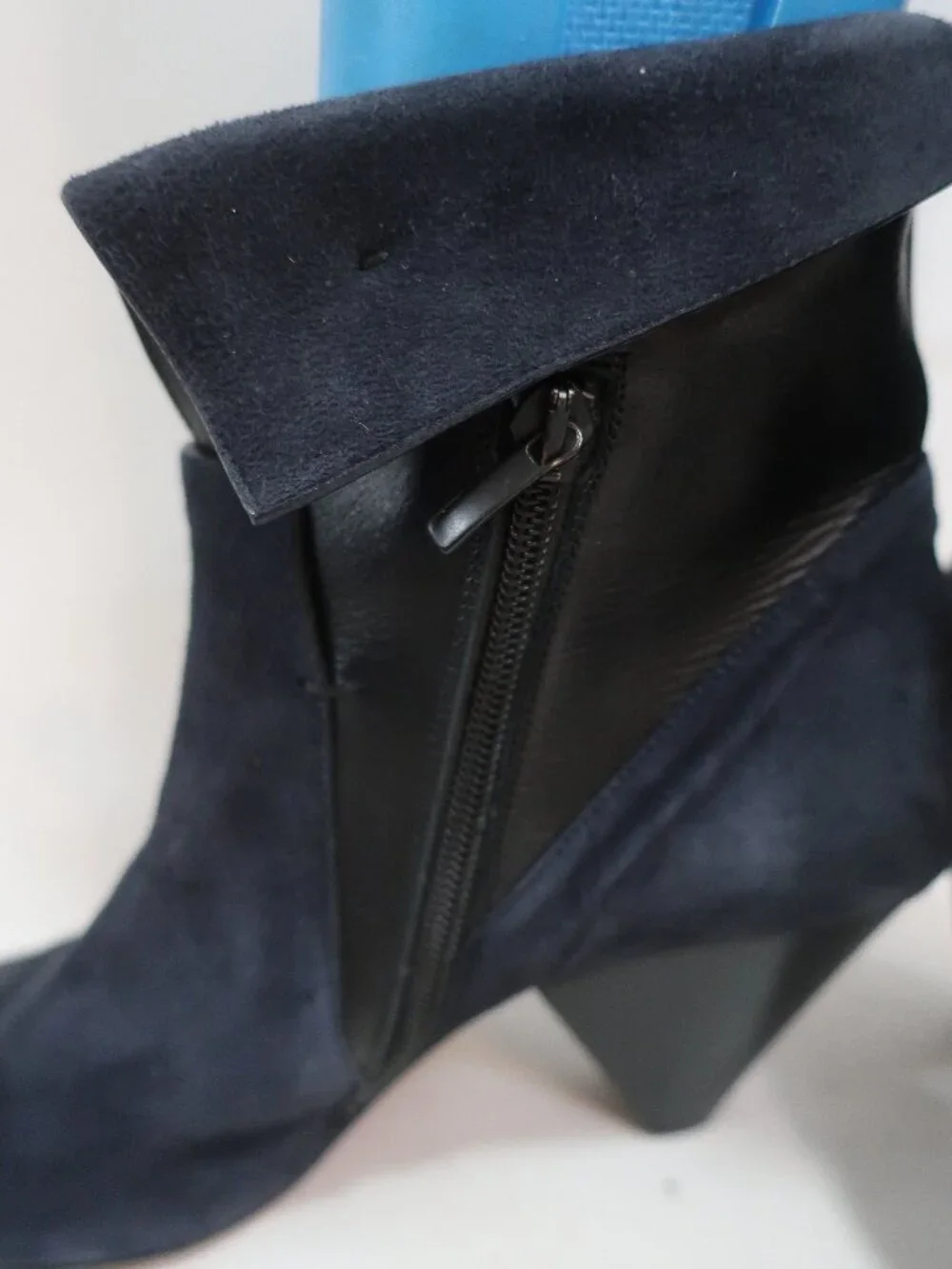 Womens Veronica Beard Laurel Navy Suede Cone Heeled Ankle Booties 38 US/7.5